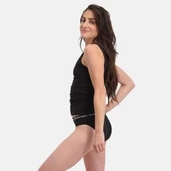 Bamboo Basics Dames 3-pack Slips Yara Zwart -Mode lingerie aHR0cHM6Ly93d3cuYm94ZXJzLm5sL21lZGlhL2NhdGFsb2cvcHJvZHVjdC9iL2EvYmFtYm9vLWJhc2ljc195YXJhLTAwMS1zaWRlLmpwZz9zdG9yZT1ib3hlcnNfbmwmaW1hZ2UtdHlwZT1pbWFnZQ