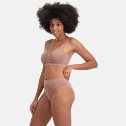 Bamboo Basics Dames 3-pack Slips Belle Bruin -Mode lingerie aHR0cHM6Ly93d3cuYm94ZXJzLm5sL21lZGlhL2NhdGFsb2cvcHJvZHVjdC9iL2UvYmVsbGUtMDA0LXNpZGUuanBnP3N0b3JlPWJveGVyc19ubCZpbWFnZS10eXBlPWltYWdl