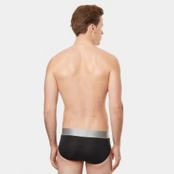 Calvin Klein Reconsidered Steel 3-pack Microfiber Herenslips Zwart -Mode lingerie aHR0cHM6Ly93d3cuYm94ZXJzLm5sL21lZGlhL2NhdGFsb2cvcHJvZHVjdC9jL2EvY2FsdmluLWtsZWluX25iMzA3M2EtN3YxX2FjaHRlcmthbnRfbW9kZWwuanBnP3N0b3JlPWJveGVyc19ubCZpbWFnZS10eXBlPWltYWdl