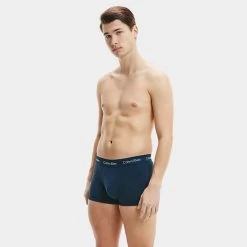 Calvin Klein 3-pack Lowrise Boxer Trunks Multi 4KU -Mode lingerie aHR0cHM6Ly93d3cuYm94ZXJzLm5sL21lZGlhL2NhdGFsb2cvcHJvZHVjdC9jL2EvY2FsdmluLWtsZWluXzI2NjRnLTRrdV8yX21vZGVsX3Zvb3JrYW50LmpwZz9zdG9yZT1ib3hlcnNfbmwmaW1hZ2UtdHlwZT1pbWFnZQ