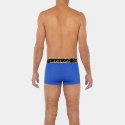 HOM Microfiber Boxer Rainbow Sport Blauw -Mode lingerie aHR0cHM6Ly93d3cuYm94ZXJzLm5sL21lZGlhL2NhdGFsb2cvcHJvZHVjdC9oL28vaG9tXzQwMjQwOS0xMjA0X21vZGVsX2FjaHRlcmthbnQuanBnP3N0b3JlPWJveGVyc19ubCZpbWFnZS10eXBlPWltYWdl