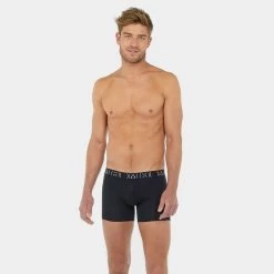 HOM 3-pack Boxers Rayan Zwart & Grijs -Mode lingerie aHR0cHM6Ly93d3cuYm94ZXJzLm5sL21lZGlhL2NhdGFsb2cvcHJvZHVjdC9oL28vaG9tXzQwMjUyNi10MDMzXzJfbW9kZWxfdm9vcmthbnQuanBnP3N0b3JlPWJveGVyc19ubCZpbWFnZS10eXBlPWltYWdl
