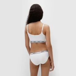 Hugo Boss Dames HUGO 3-pack Slips Wit -Mode lingerie aHR0cHM6Ly93d3cuYm94ZXJzLm5sL21lZGlhL2NhdGFsb2cvcHJvZHVjdC9oL3UvaHVnby1ib3NzXzUwNDY5NjU3LTEwMF9tb2RlbF9hY2h0ZXJrYW50LmpwZz9zdG9yZT1ib3hlcnNfbmwmaW1hZ2UtdHlwZT1pbWFnZQ