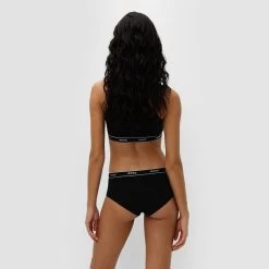 Hugo Boss Dames 3-pack HUGO Hipsters Zwart -Mode lingerie aHR0cHM6Ly93d3cuYm94ZXJzLm5sL21lZGlhL2NhdGFsb2cvcHJvZHVjdC9oL3UvaHVnby1ib3NzXzUwNDY5NjU4LTAwMV9tb2RlbF9hY2h0ZXJrYW50LmpwZz9zdG9yZT1ib3hlcnNfbmwmaW1hZ2UtdHlwZT1pbWFnZQ