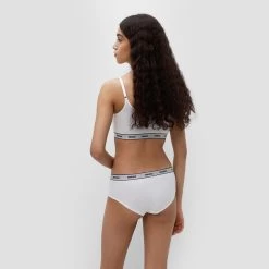 Hugo Boss Dames HUGO 3-pack Hipsters Wit -Mode lingerie aHR0cHM6Ly93d3cuYm94ZXJzLm5sL21lZGlhL2NhdGFsb2cvcHJvZHVjdC9oL3UvaHVnby1ib3NzXzUwNDY5NjU4LTEwMF9tb2RlbF9hY2h0ZXJrYW50LmpwZz9zdG9yZT1ib3hlcnNfbmwmaW1hZ2UtdHlwZT1pbWFnZQ