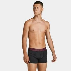 Jack & Jones 3-pack Microfiber Boxers Flower Zwart -Mode lingerie aHR0cHM6Ly93d3cuYm94ZXJzLm5sL21lZGlhL2NhdGFsb2cvcHJvZHVjdC9qL2EvamFja19qb25lc19zcHJpbmdzdW1tZXIyMDIxXzM2ODEyMTNfMTIxOTQyODRfMy5qcGc c3RvcmU9Ym94ZXJzX25sJmltYWdlLXR5cGU9aW1hZ2U