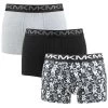 Michael Kors 3-pack Boxer Trunks All Over Logo Zwart & Grijs -Mode lingerie aHR0cHM6Ly93d3cuYm94ZXJzLm5sL21lZGlhL2NhdGFsb2cvcHJvZHVjdC9tL2kvbWljaGFlbC1rb3JzXzZzMzF0MTAwMzMtc3Rvcm1fMy1wYWNrLmpwZz9zdG9yZT1ib3hlcnNfbmwmaW1hZ2UtdHlwZT1pbWFnZQ
