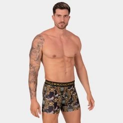 Muchachomalo 3-pack Boxers Man Rooster Multi -Mode lingerie aHR0cHM6Ly93d3cuYm94ZXJzLm5sL21lZGlhL2NhdGFsb2cvcHJvZHVjdC9tL3UvbXVjaGFjaG9tYWxvX21hbnJvb3N0ZXIxMDEwLTA3XzFfbW9kZWwuanBnP3N0b3JlPWJveGVyc19ubCZpbWFnZS10eXBlPWltYWdl