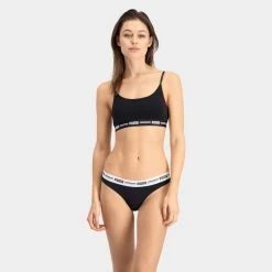 PUMA Dames 2-pack Cotton Modal Strings Zwart -Mode lingerie aHR0cHM6Ly93d3cuYm94ZXJzLm5sL21lZGlhL2NhdGFsb2cvcHJvZHVjdC9wL3UvcHVtYV82MDMwMzQwMDEtMjAwX21vZGVsXzEuanBnP3N0b3JlPWJveGVyc19ubCZpbWFnZS10eXBlPWltYWdl