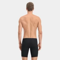 PUMA Sport 2-pack Microfiber Long Boxers Zwart -Mode lingerie aHR0cHM6Ly93d3cuYm94ZXJzLm5sL21lZGlhL2NhdGFsb2cvcHJvZHVjdC9wL3UvcHVtYV83MDEyMTA5NjMtMDAxX21vZGVsX2FjaHRlcmthbnQuanBnP3N0b3JlPWJveGVyc19ubCZpbWFnZS10eXBlPWltYWdl