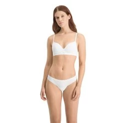 PUMA Dames 2-pack Microfiber Strings Seamless Wit -Mode lingerie aHR0cHM6Ly93d3cuYm94ZXJzLm5sL21lZGlhL2NhdGFsb2cvcHJvZHVjdC9wL3UvcHVtYV8xMDAwMDEwMTAtMDAyX21vZGVsX3Zvb3JrYW50LmpwZz9zdG9yZT1ib3hlcnNfbmwmaW1hZ2UtdHlwZT1pbWFnZQ