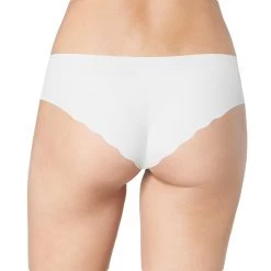 Sloggi Dames Zero Microfiber Hipster Wit -Mode lingerie aHR0cHM6Ly93d3cuYm94ZXJzLm5sL21lZGlhL2NhdGFsb2cvcHJvZHVjdC9zL2wvc2xvZ2dpXzEwMTg0OTMwLTAwZ3pfbW9kZWwuanBnP3N0b3JlPWJveGVyc19ubCZpbWFnZS10eXBlPWltYWdl